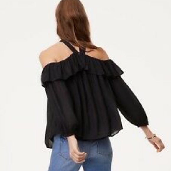 HOST PICK🌟🌟 LOFT Flowy Cold Shoulder Blouse NWT - Picture 2 of 8